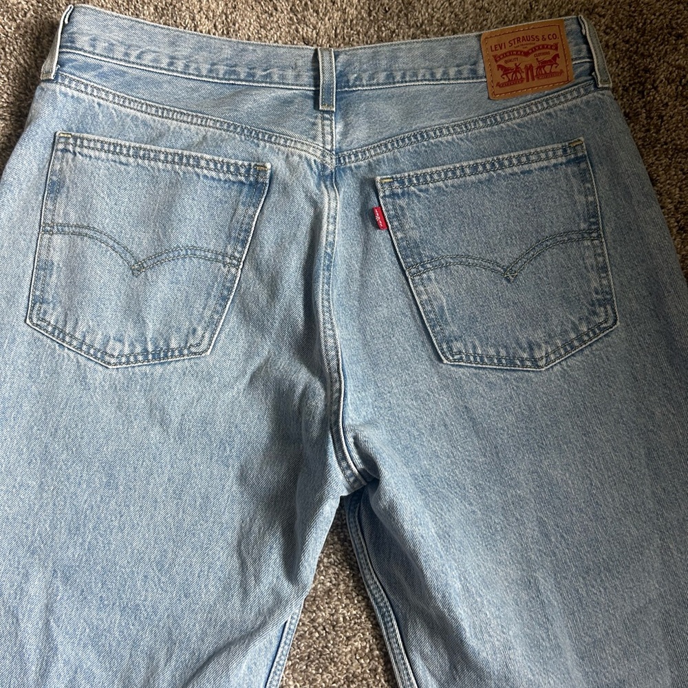 Levi's Light Blue Women's Low Pro Straight Leg Jeans - Picture 6 of 7